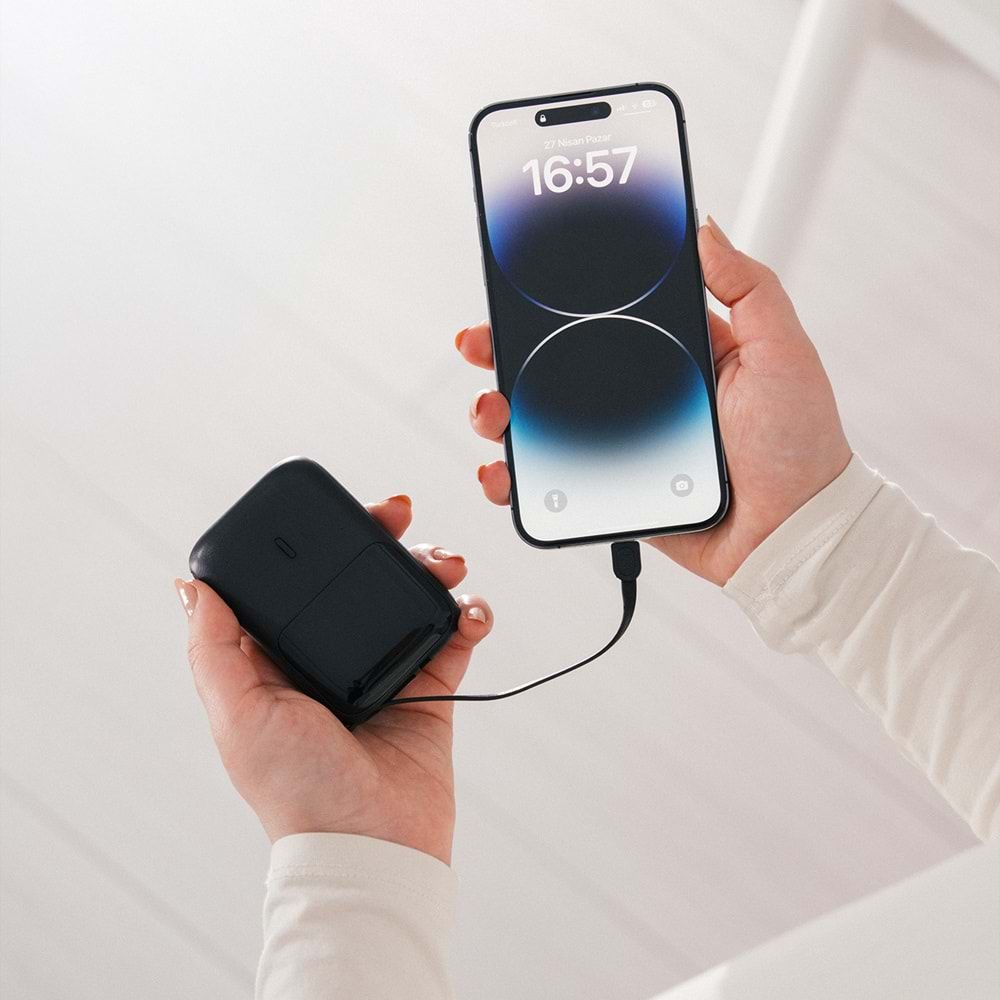 S-link P109M 10000mAh PD20W+QC18W+HSC22.5W Siyah LCD Taşınabilir Pil Şarj Cihazı Powerbank